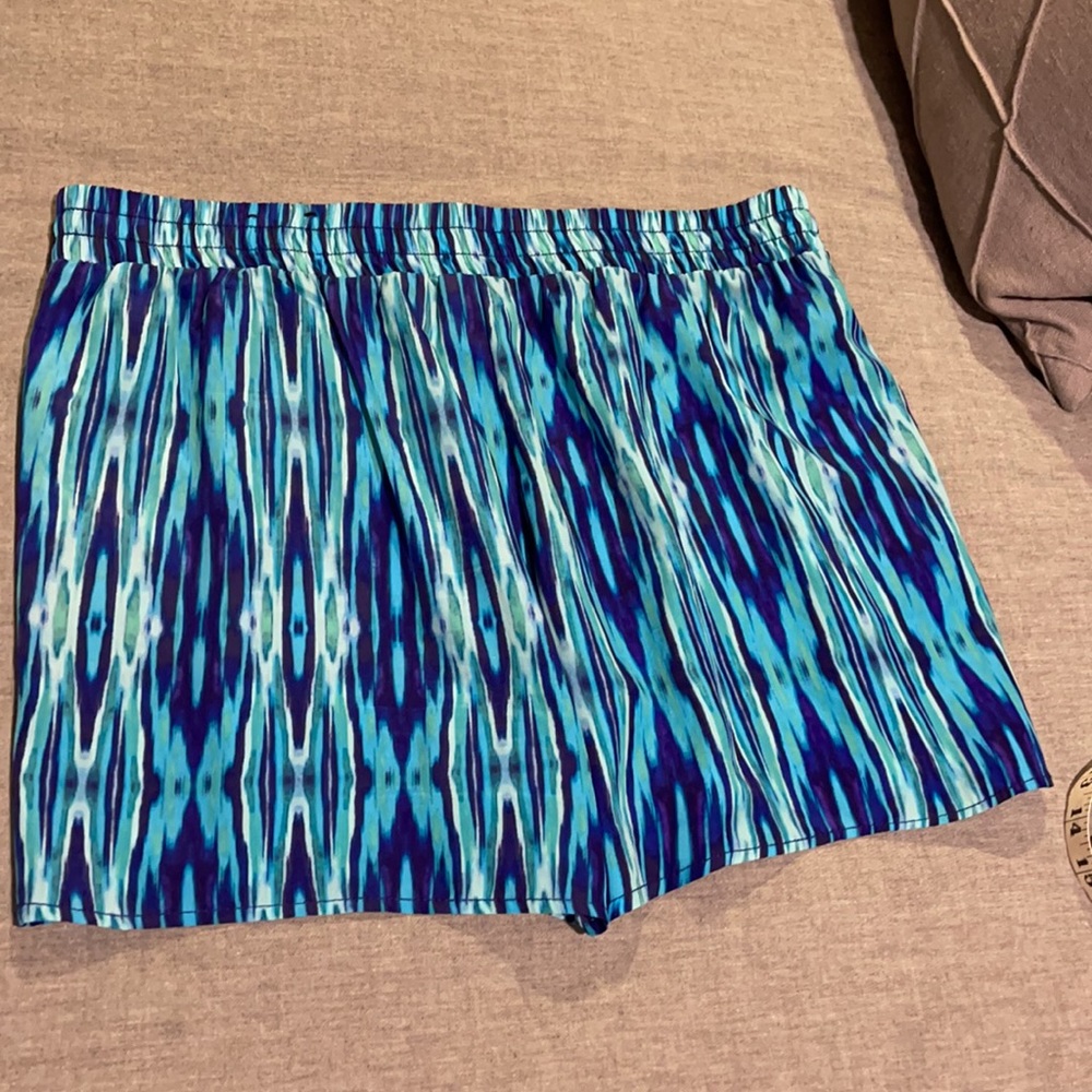 Colorful shorts - Picture 4 of 6